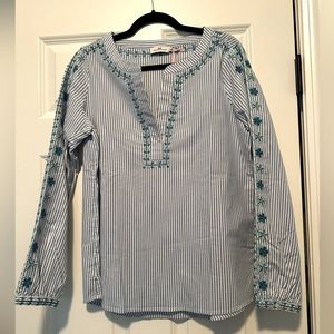 Vineyard Vines pin stripe tunic